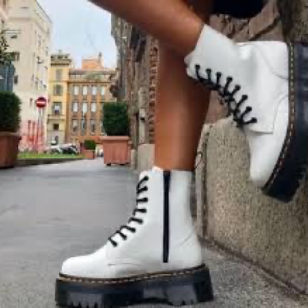 Dr. Martens Jadon Lace-Up Boots White Size EU 41 Style 15265100 BRAND NEW